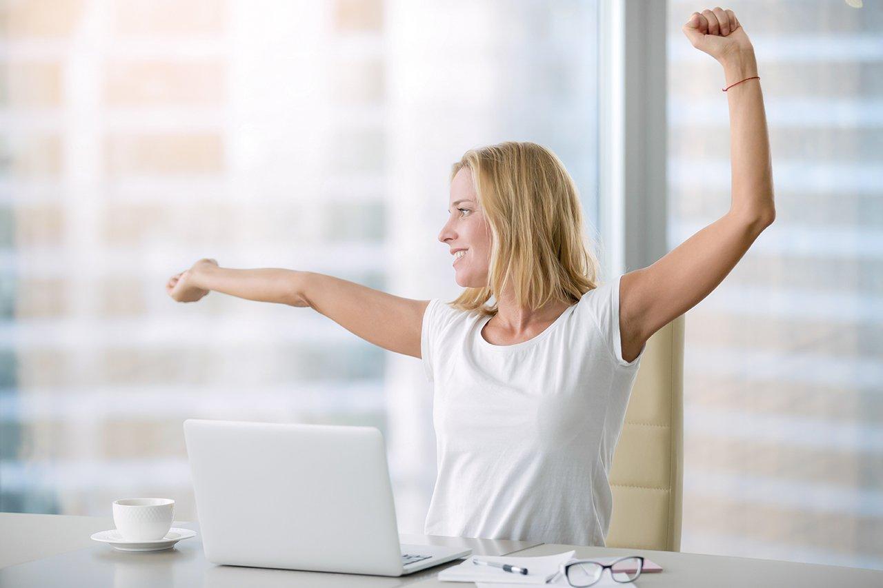 Mavie Work - Richtig sitzen 5 - Blog Shutterstock.com / fizkes