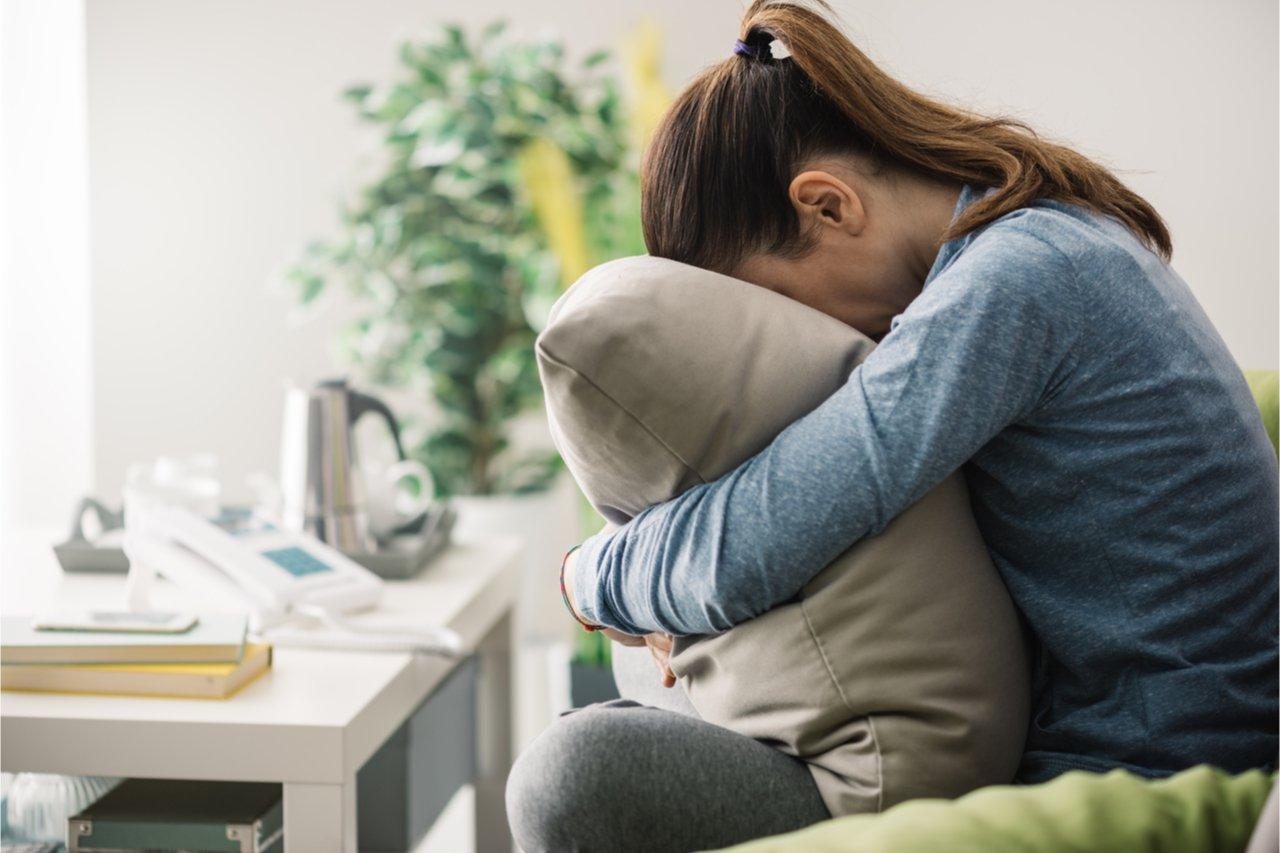 Mavie Work - Stopp mit Frustessen 3 - Blog Auf Frustessen reagiert man häufig mit Frustration, da man schon wieder viel gegessen hat und so sein Abnehmziel nicht mehr einhalten kann. Stock-Asso / Shutterstock.com