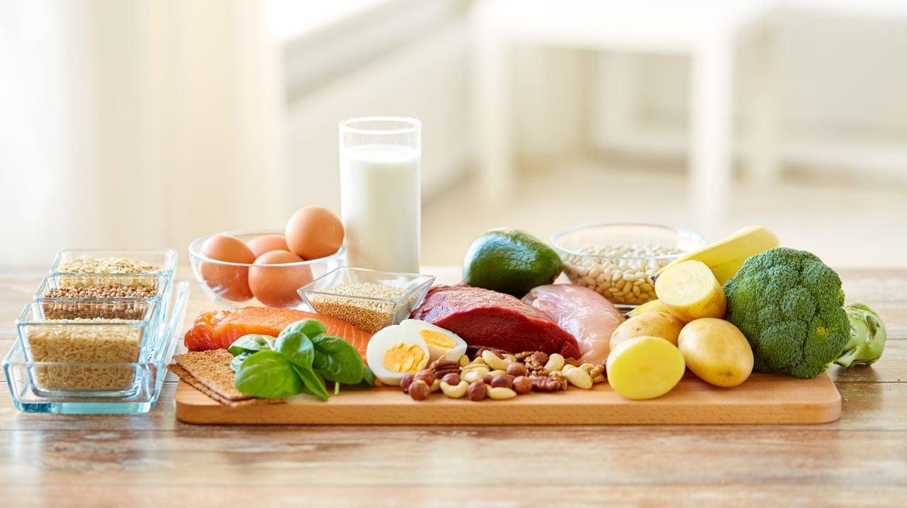 Mavie Work - Nierenschmerzen vorbeugen 3 - Blog Eine gesunde Ernährung kann Nierenschmerzen vorbeugen. Shutterstock.com / Syda Productions