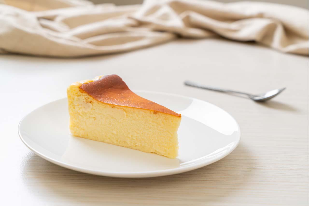 Mavie Work - einfache Diätrezepte 10 - Blog Dieses einfache Diätrezept für einen Käsekuchen geht nicht nur schnell, sondern ist auch optimal für die Figur. Shutterstock.com / gowithstock