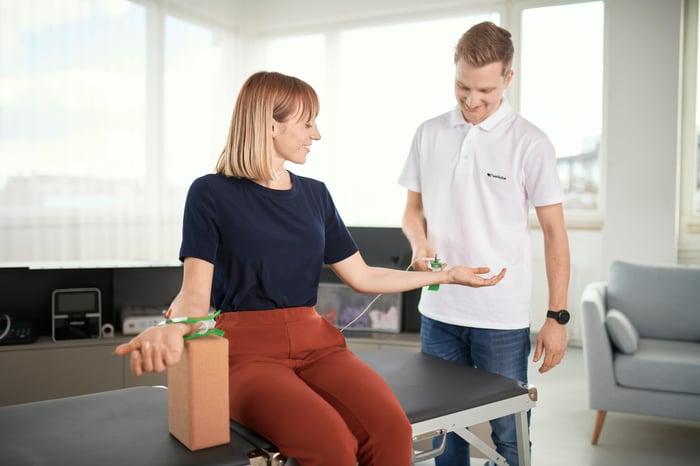 Mavie Work - betriebliche Krankenversicherung 2 - Blog Ganzheitliche Gesundheits-Check-ups sind mögliche Leistungen der betrieblichen Krankenversicherung. / Mavie Work