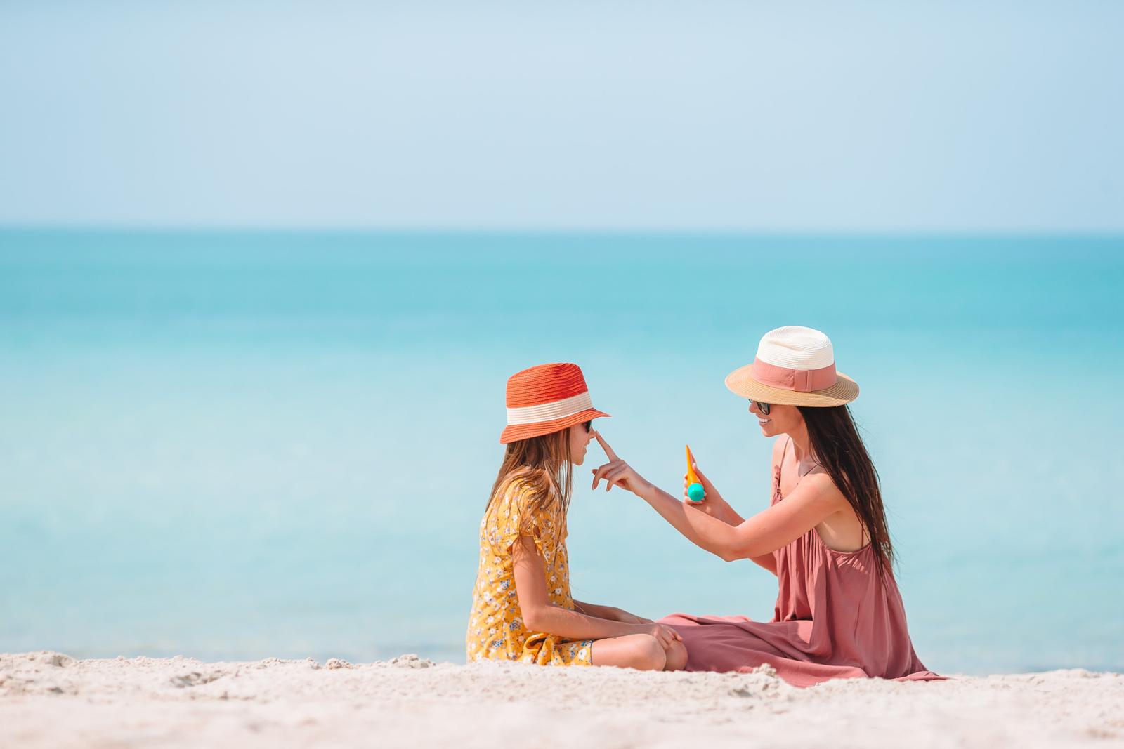 Mavie Work - Sonnenstich 2 - Blog Besonders Kinder sollten vor zu starker Sonneneinstrahlung geschützt werden // travnikovstudio