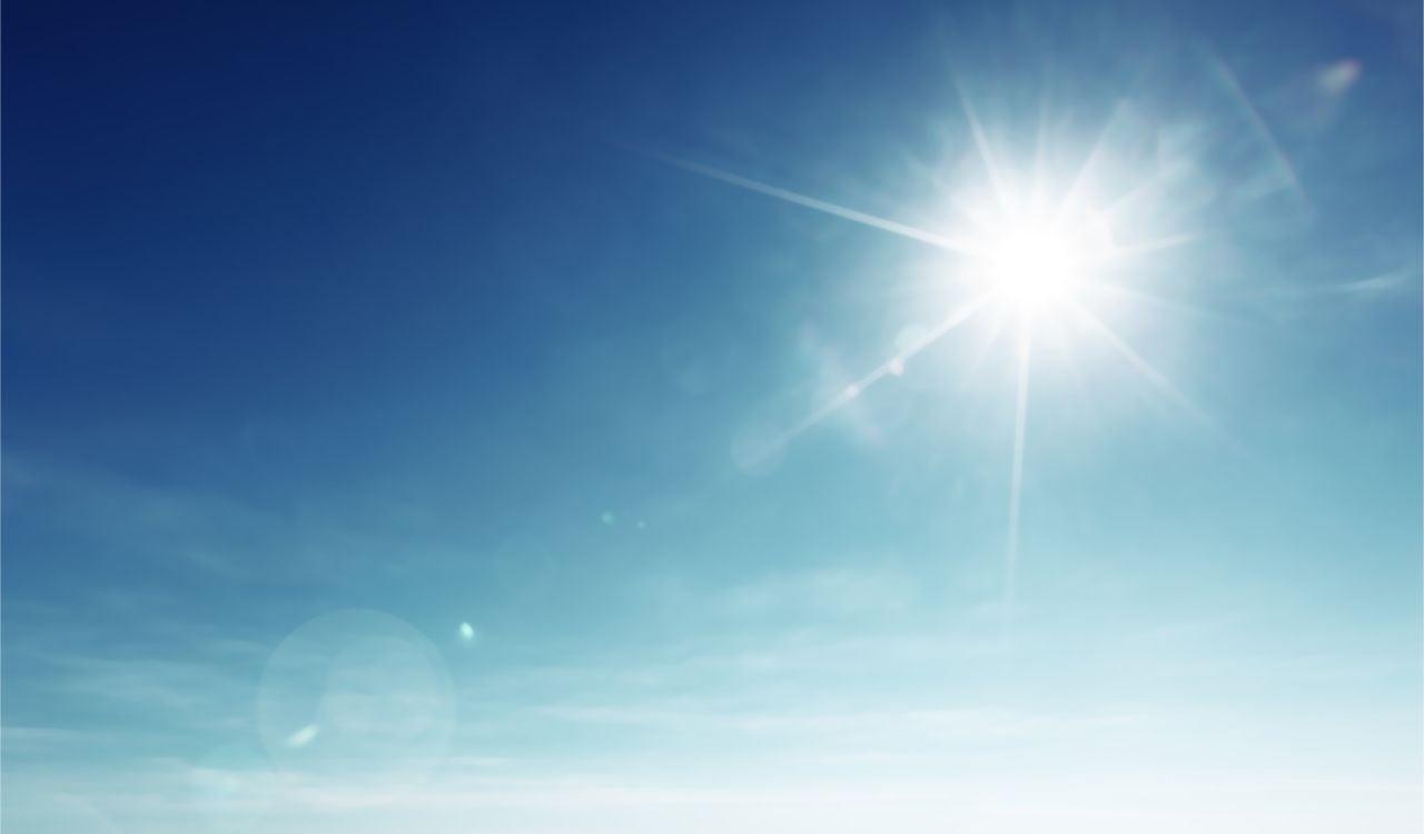 Mavie Work - Was sind Sonnenvitamine 2 - Blog Die Höhe des Sonnenstands ist wichtig.  Shutterstock.com / Iakov Kalinin