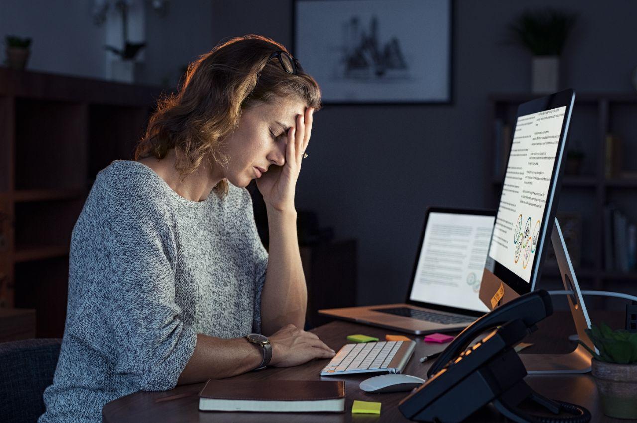 Mavie Work - Depression als Ursache für Fehltage 4 - Blog Gegen Depressionen sollten entsprechende Maßnahmen eingeleitet werden. Shutterstock.com / lenetstan