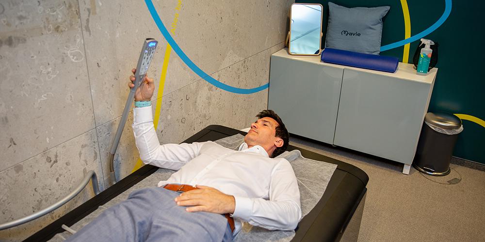 Diese Entspannungsangebote im Self-Service, wie Massagebetten, gehören zum BGM-Angebot vor Ort in Wien.